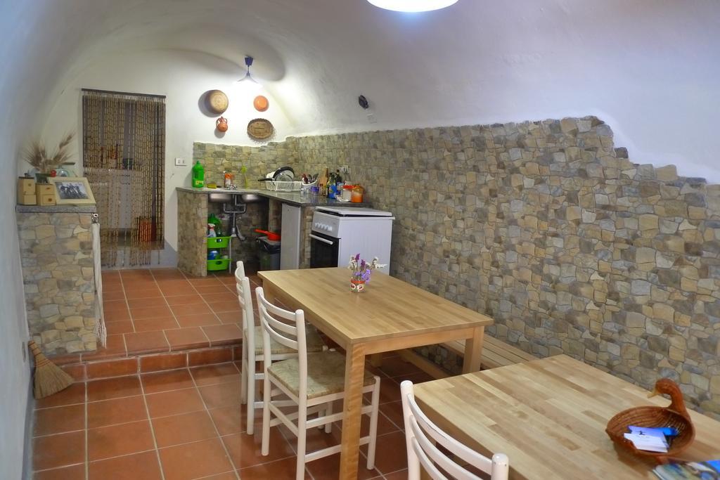 Guesthouse Bosa Di Giuseppe Phòng bức ảnh