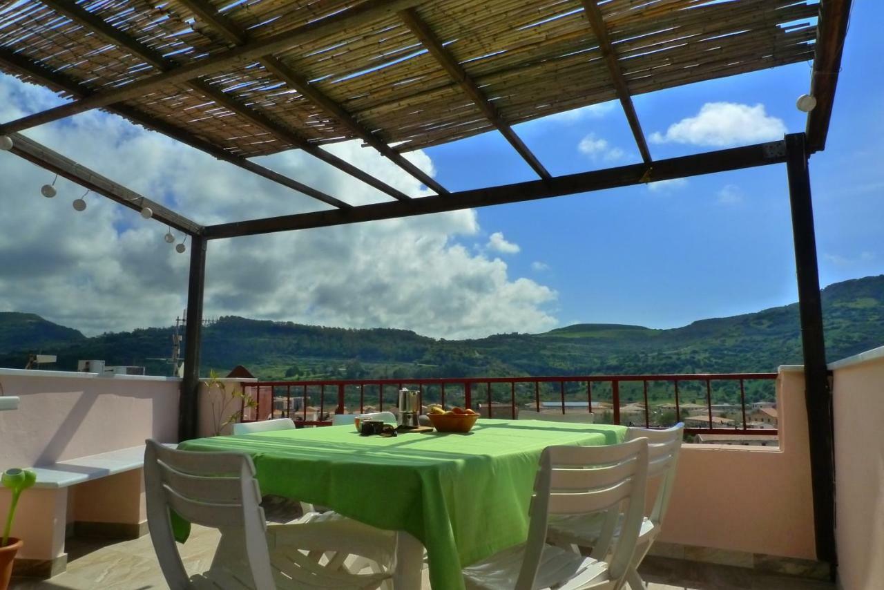 Guesthouse Bosa Di Giuseppe Ngoại thất bức ảnh